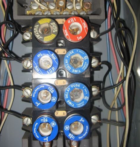 Faulty Bulb or Socket -Vehicle Wiring System